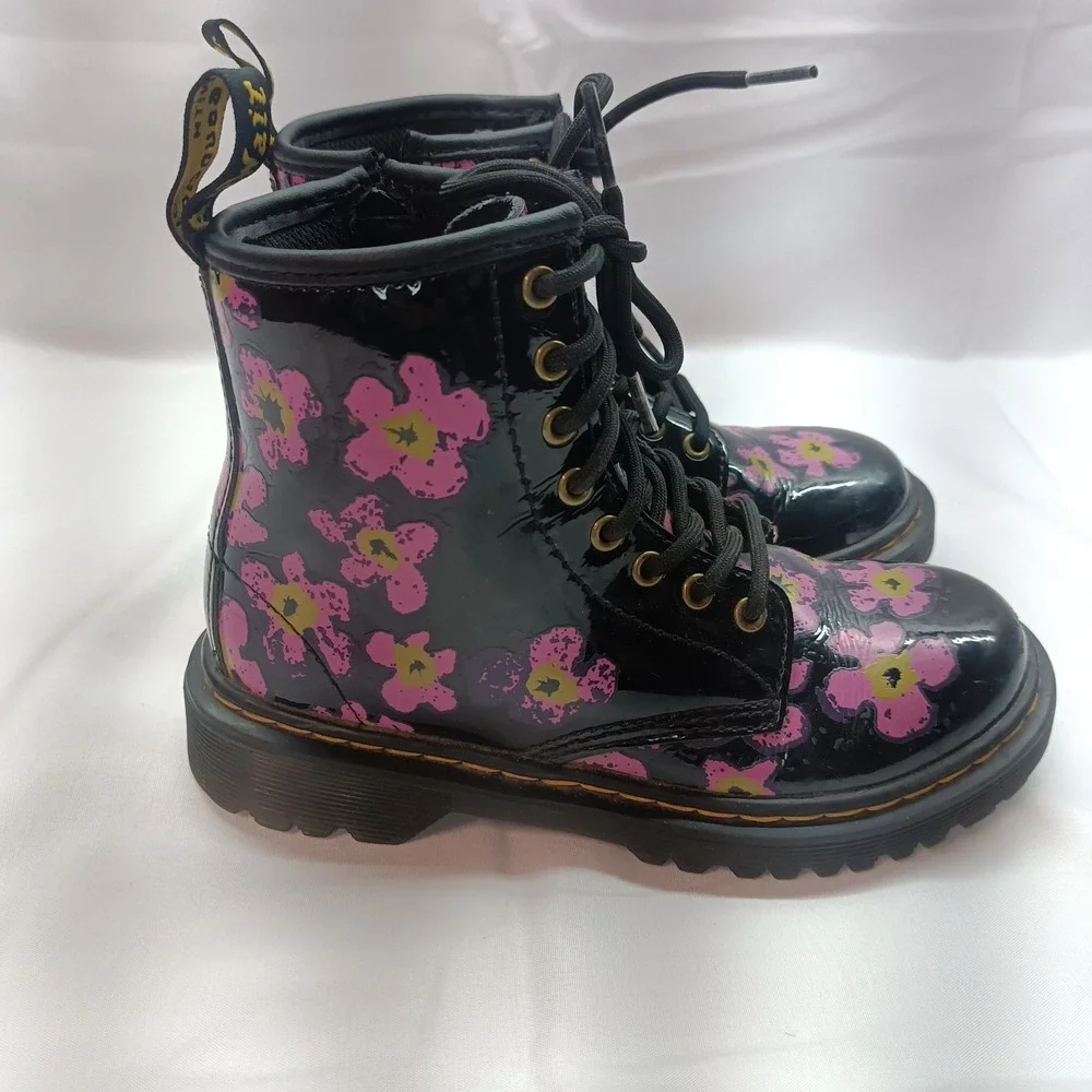 Dr Doc Martens Combat‎ Boots Girls 13 Floral Pansy Black Patent Leather